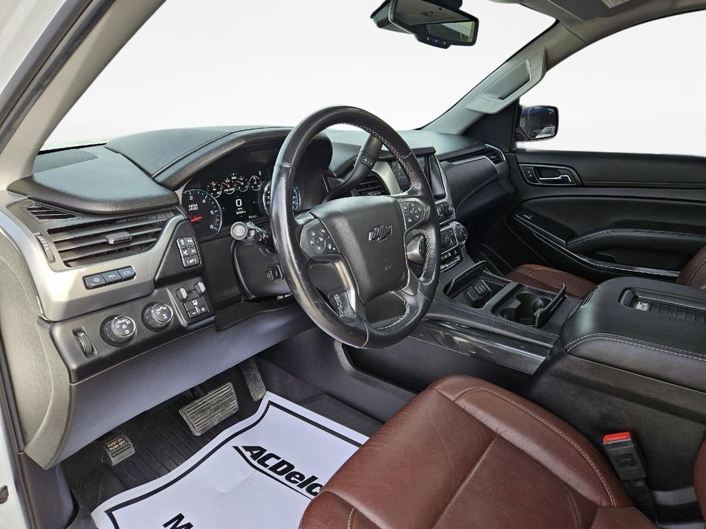 Used 2019 Chevrolet Suburban Premier w/ Premier Plus Edition AWD/4WD image 21