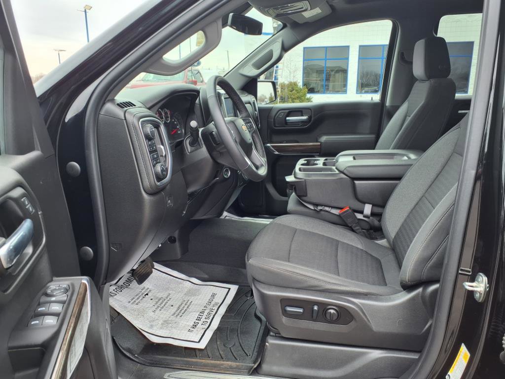 Used 2022 Chevrolet Silverado 1500 LT image 10