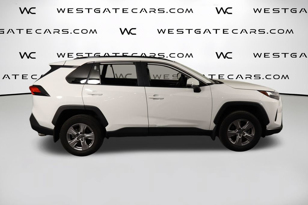 Used 2025 Toyota RAV4 XLE FWD image 46