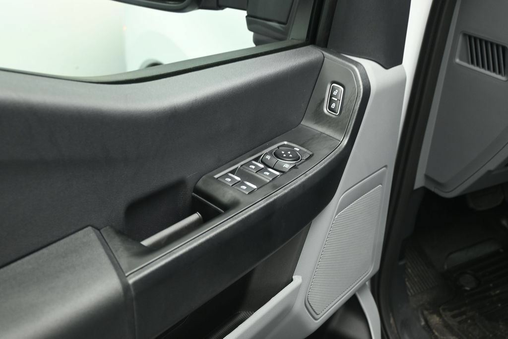 New 2026 Ford F250 XL w/ 360-Degree Camera Package RWD image 7