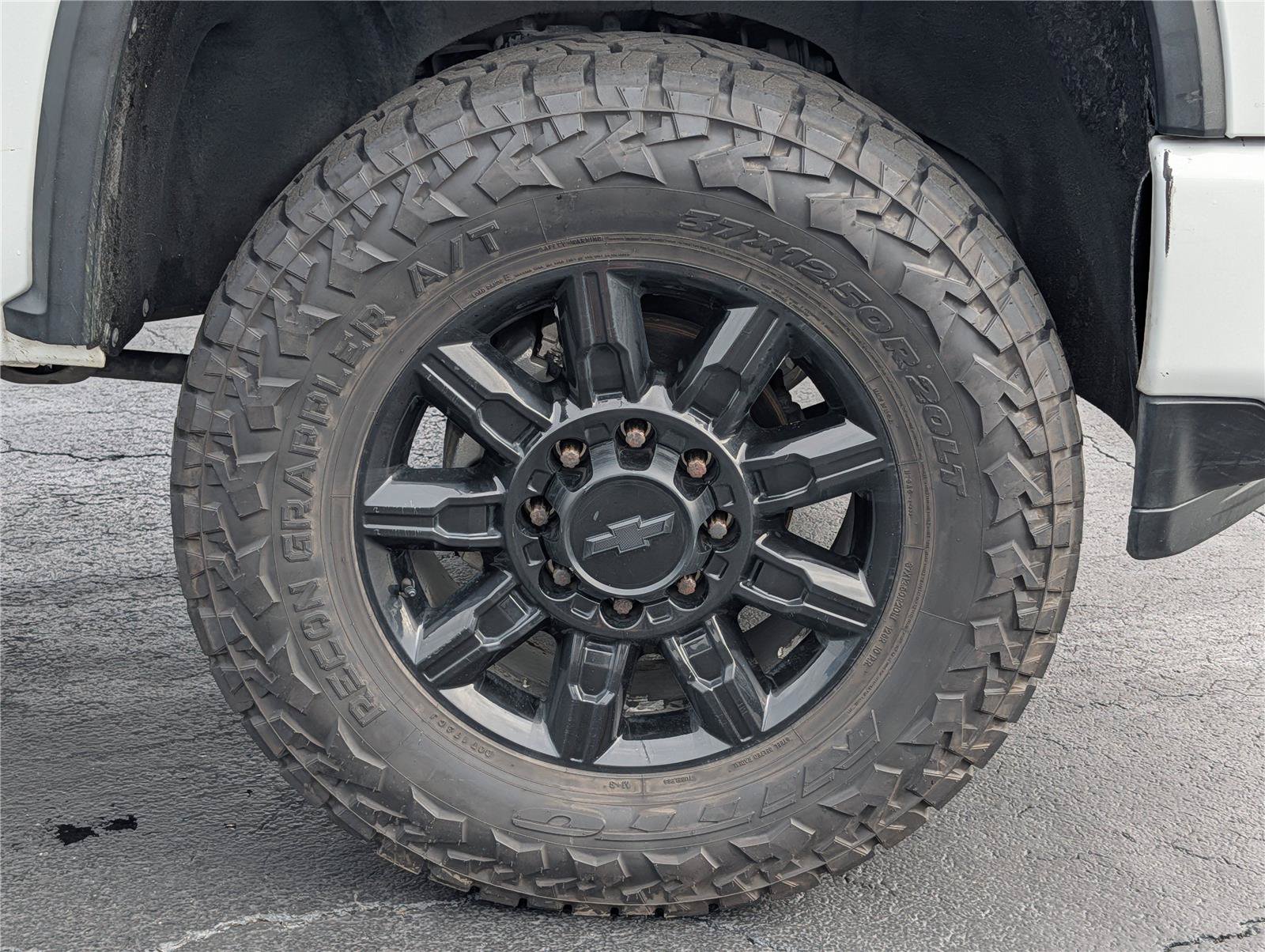 Used 2020 Chevrolet Silverado 2500 Custom w/ Custom Value Package AWD/4WD image 37