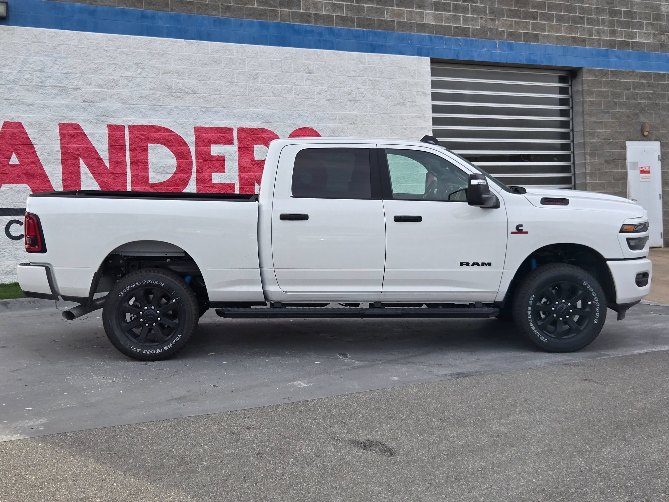 New 2026 RAM 2500 Big Horn AWD/4WD image 8