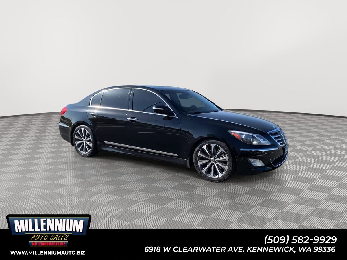 Used 2012 Hyundai Genesis 5.0 R-Spec RWD image 1