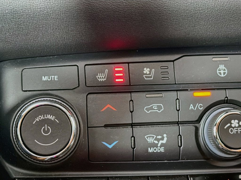 Used 2025 Dodge Durango SRT Hellcat AWD/4WD image 21