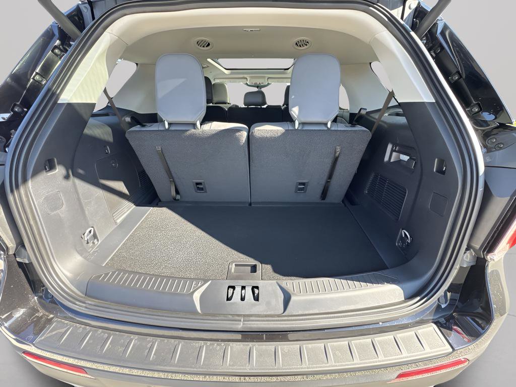 New 2026 Ford Explorer Active w/ Active Comfort Package image 21