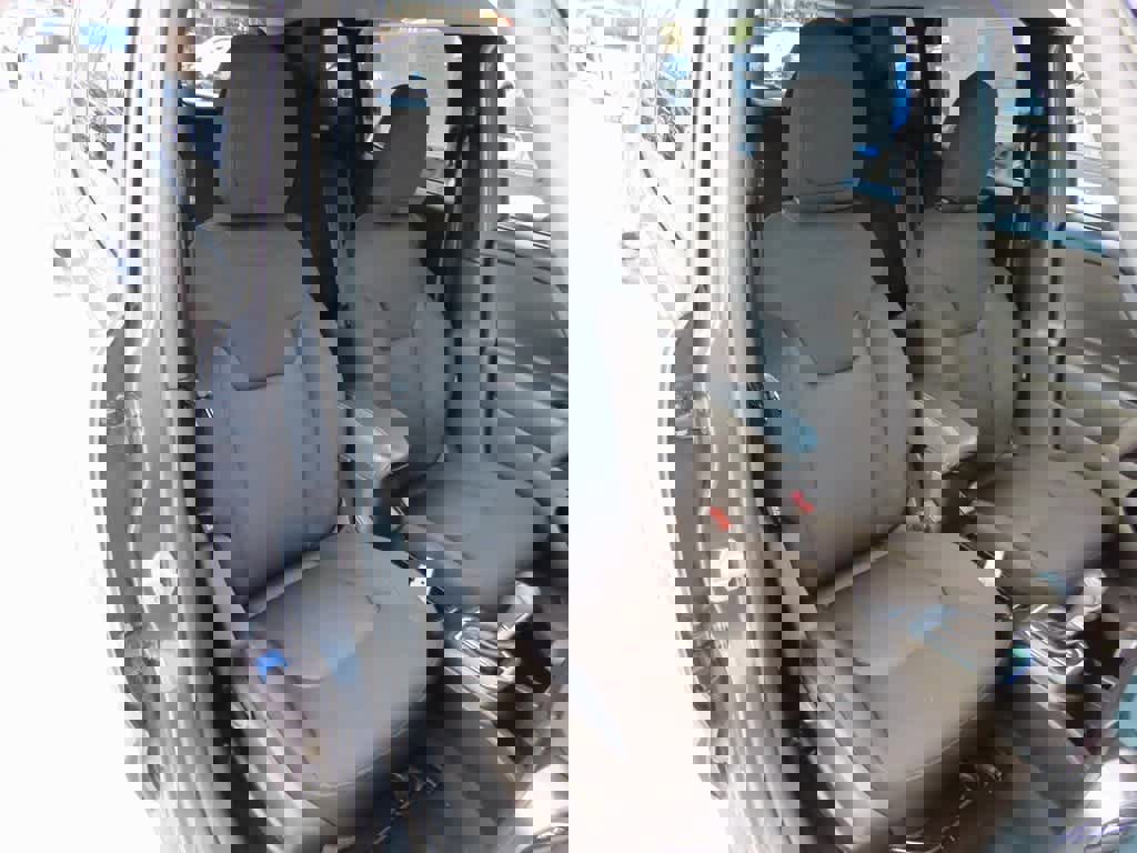 Used 2023 Jeep Renegade Latitude image 16