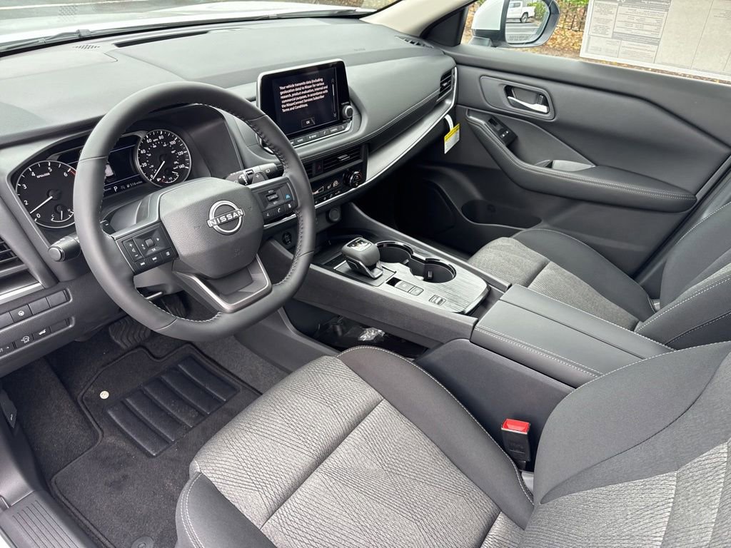 New 2026 Nissan Rogue SV FWD image 10
