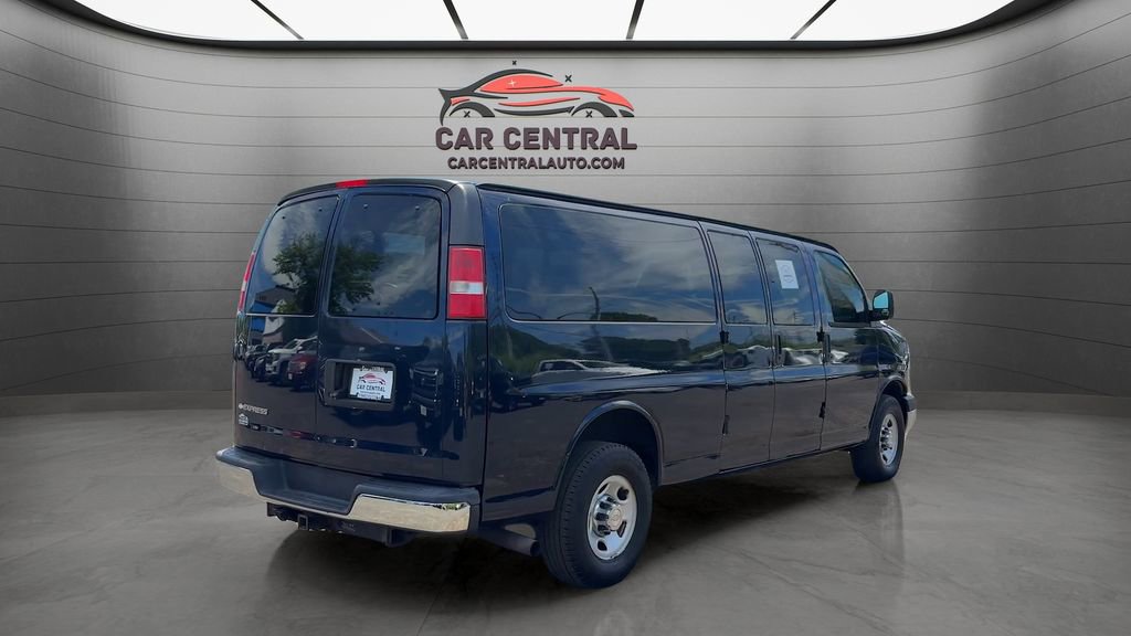 Used 2015 Chevrolet Express 3500 LT w/ LT Preferred Equipment Group RWD image 5