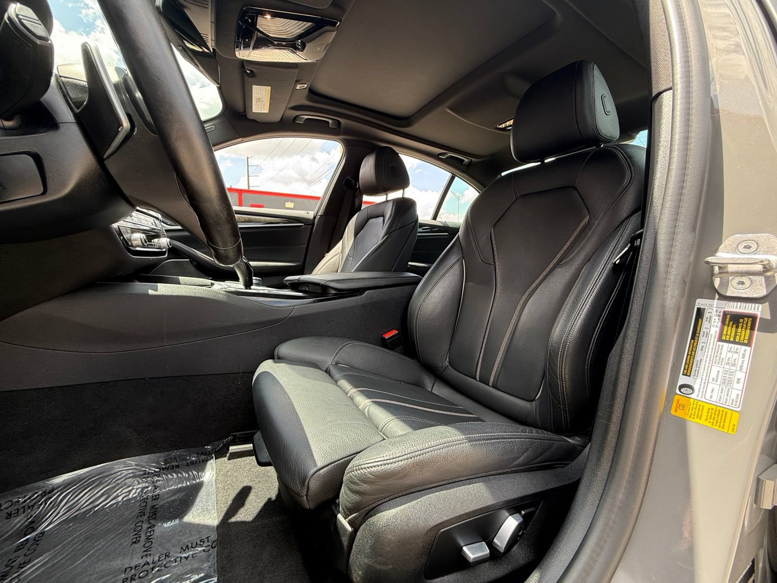 Used 2021 BMW 540i w/ M Sport Package RWD image 16