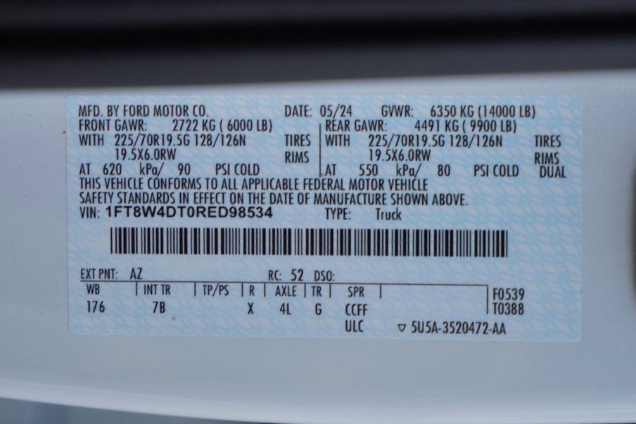 Used 2024 Ford F450 Platinum w/ FX4 Off-Road Package image 54