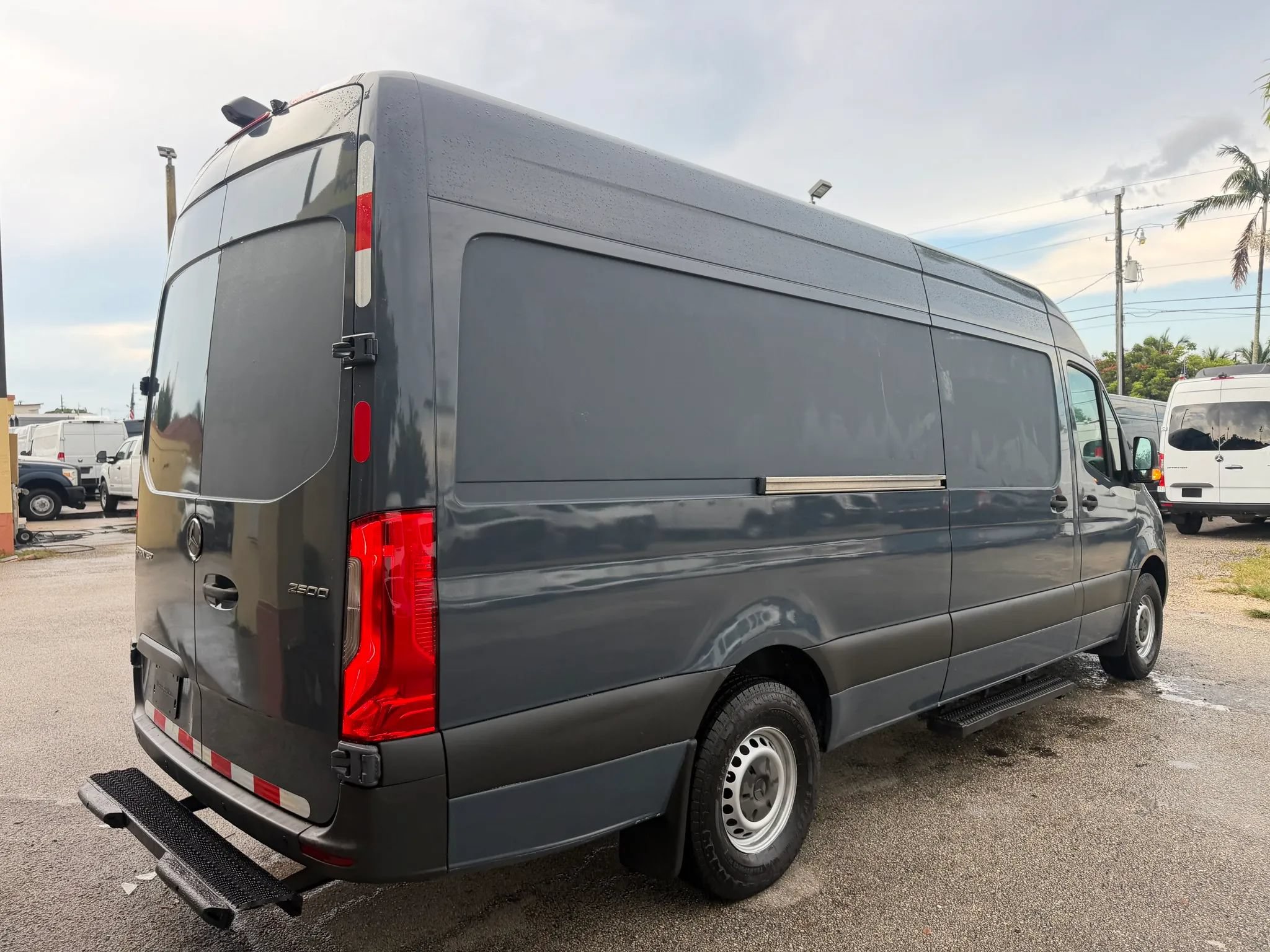 Used 2019 Mercedes-Benz Sprinter 170 image 6