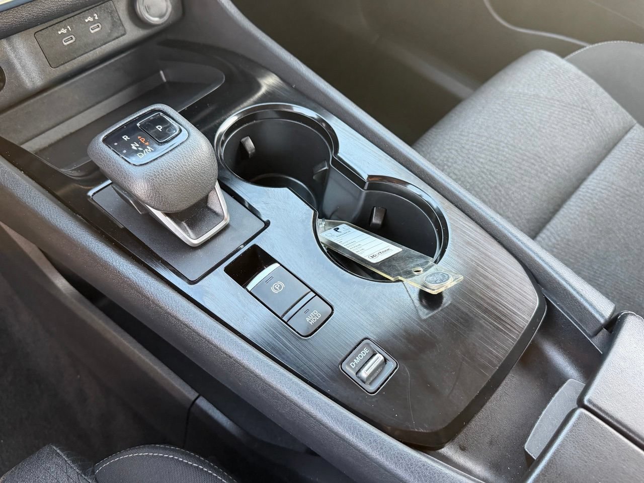 Certified 2025 Nissan Rogue SV FWD image 20