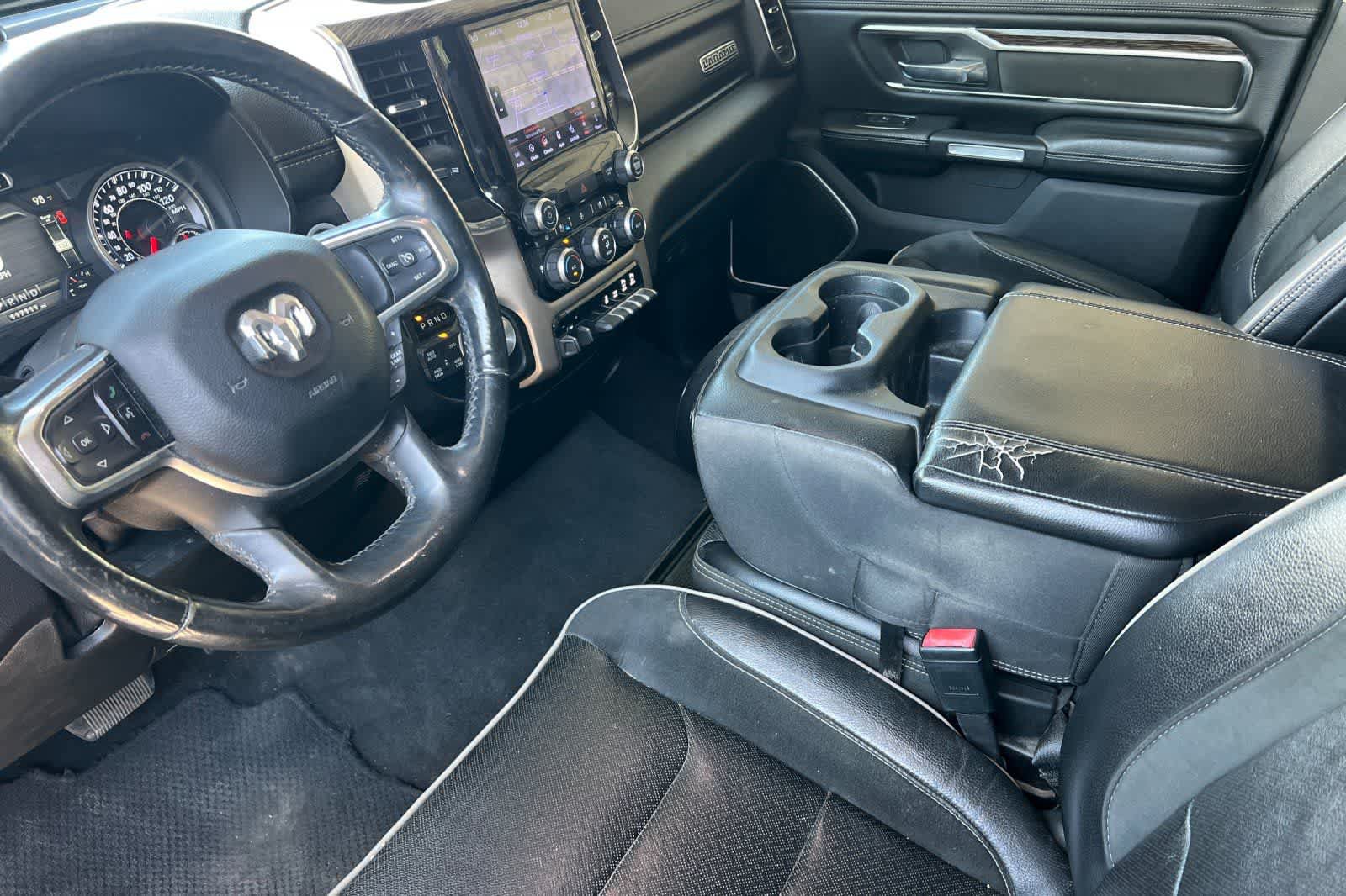 Used 2019 RAM 1500 Laramie AWD/4WD image 14