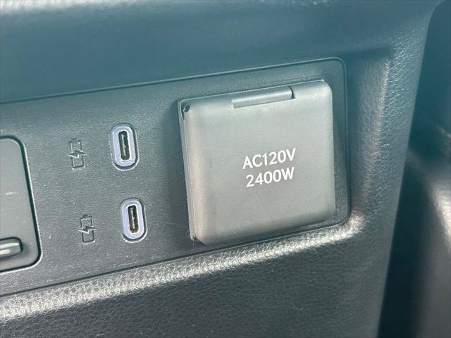 Certified 2025 Toyota 4Runner Platinum AWD/4WD image 25