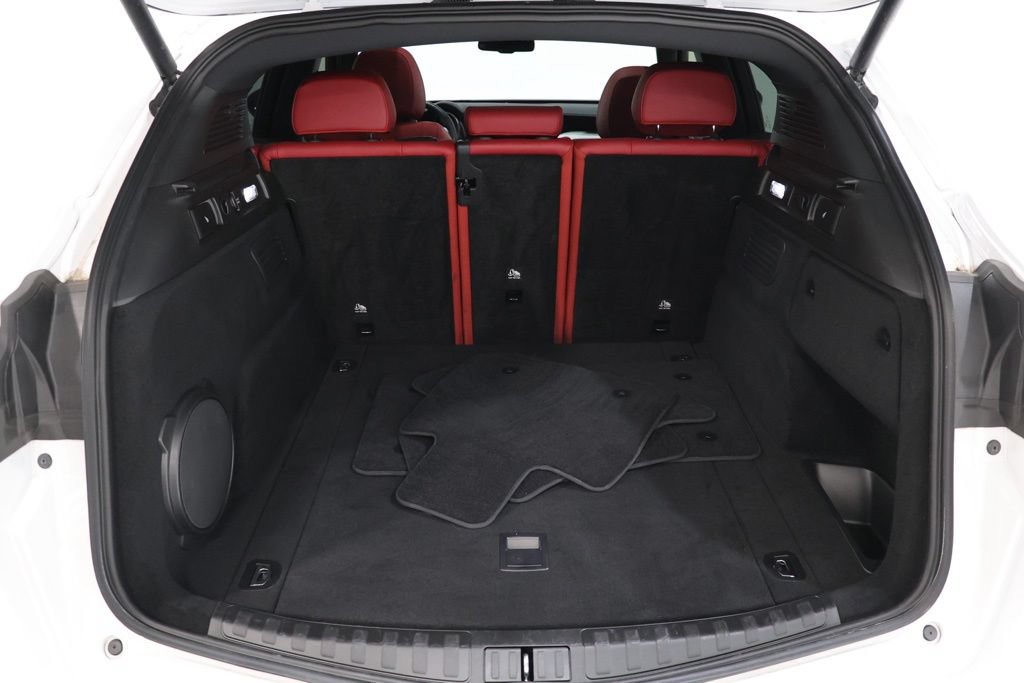 Used 2024 Alfa Romeo Stelvio Veloce AWD/4WD image 33