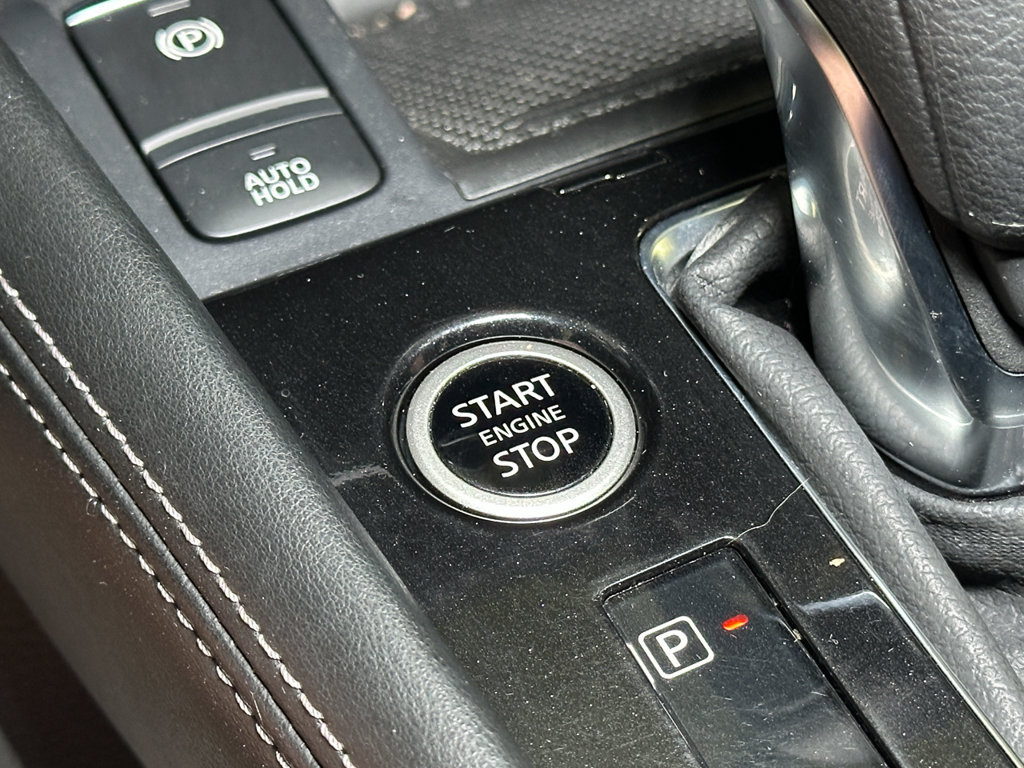 Used 2023 Nissan Kicks SV FWD image 27