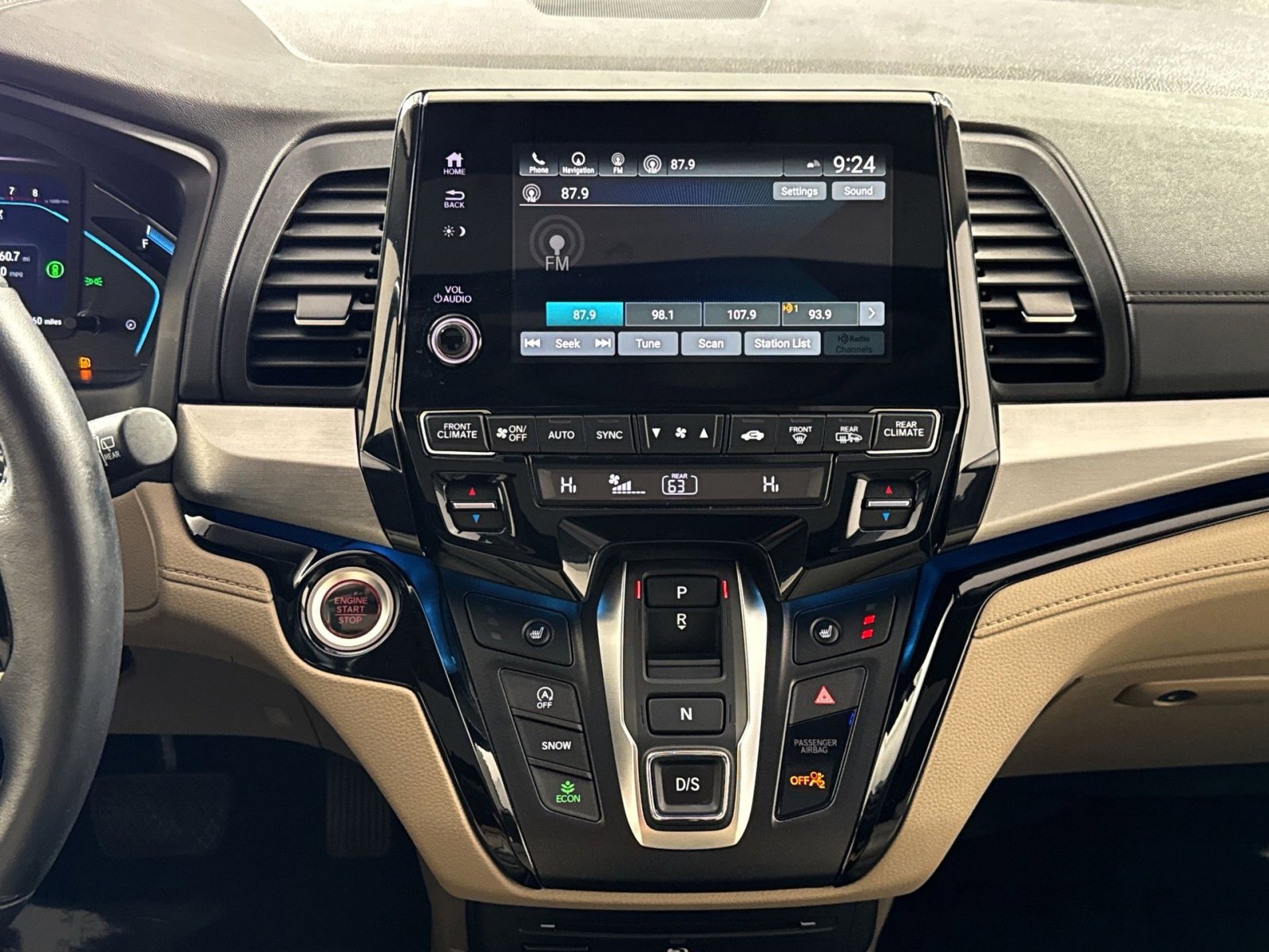 Used 2024 Honda Odyssey Touring image 18