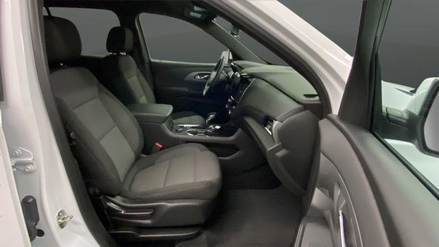 Used 2023 Chevrolet Traverse LT w/ Midnight/Sport Edition image 24