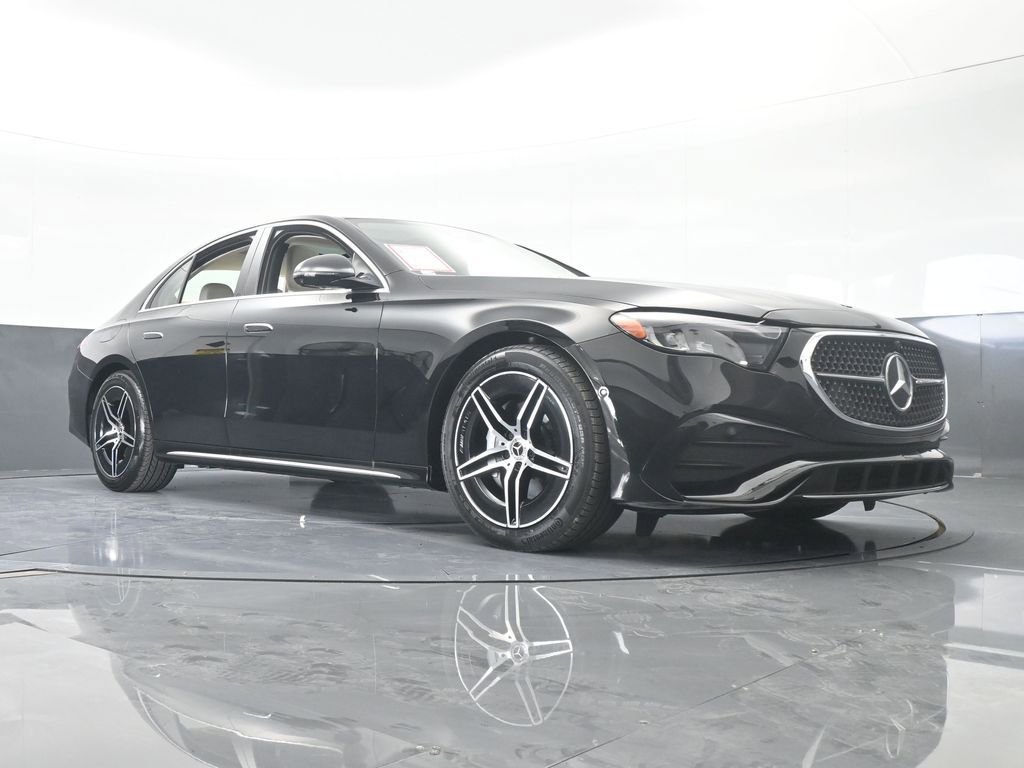 Used 2025 Mercedes-Benz E 350 4MATIC Sedan image 67