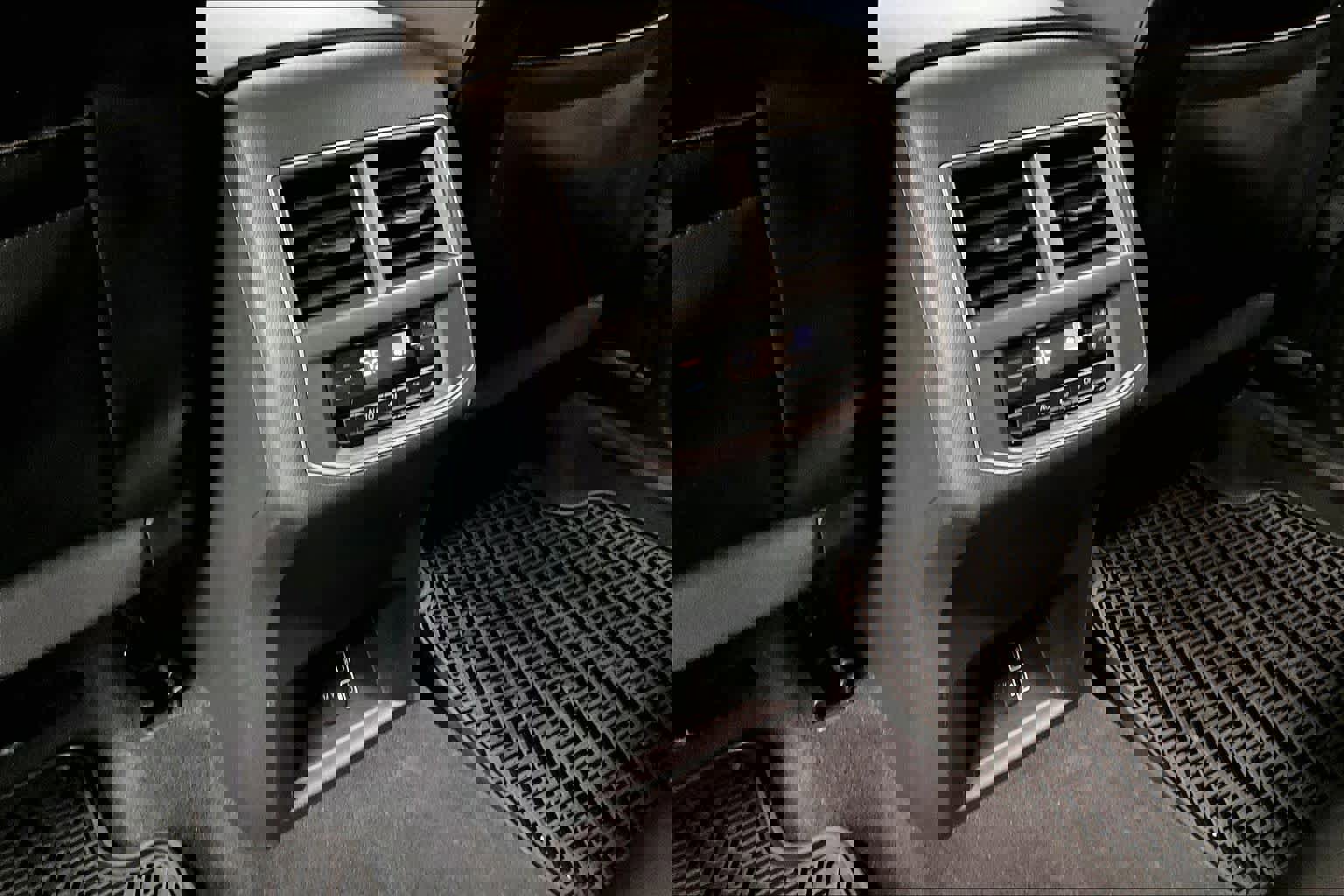 Used 2019 Volkswagen Atlas SE w/ Towing Package image 37