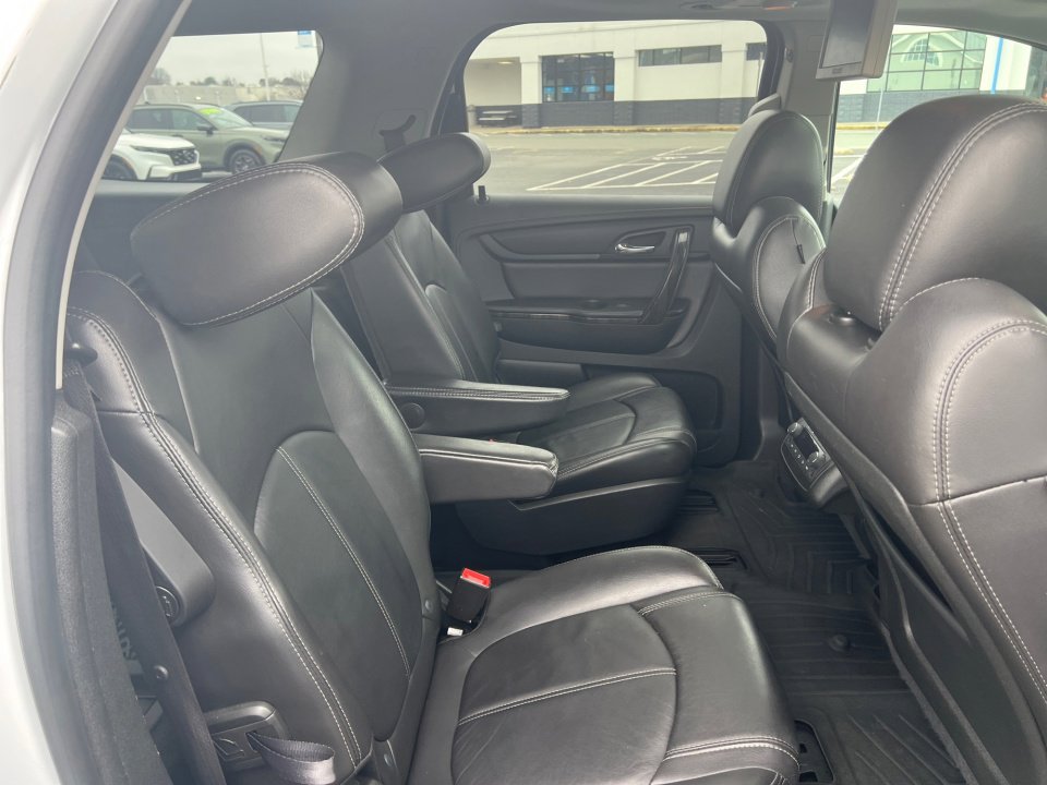 Used 2017 GMC Acadia Limited SLT image 33