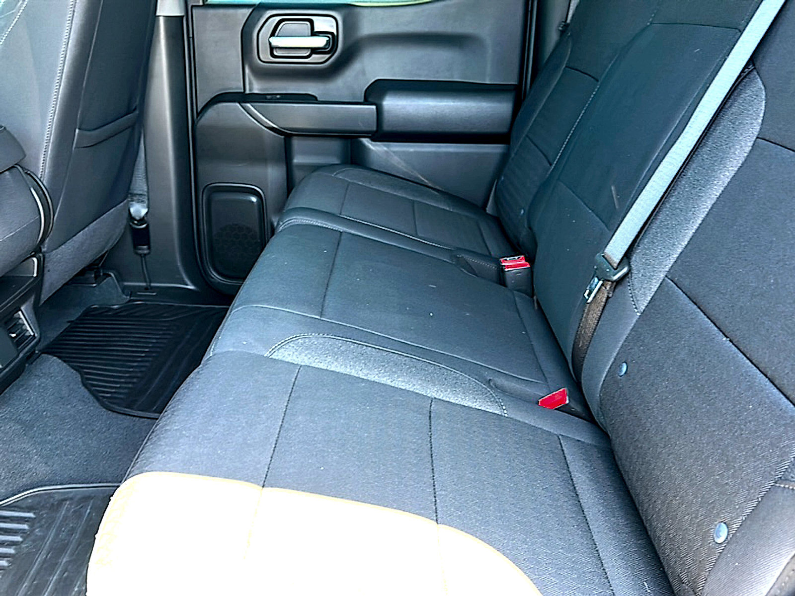 Used 2025 Chevrolet Silverado 1500 Custom w/ Turbomax Blackout Package RWD image 18
