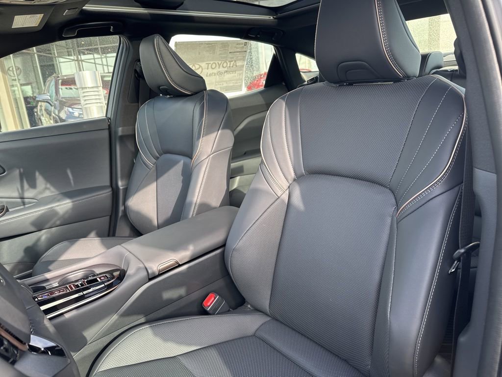 New 2026 Toyota Crown Limited image 10