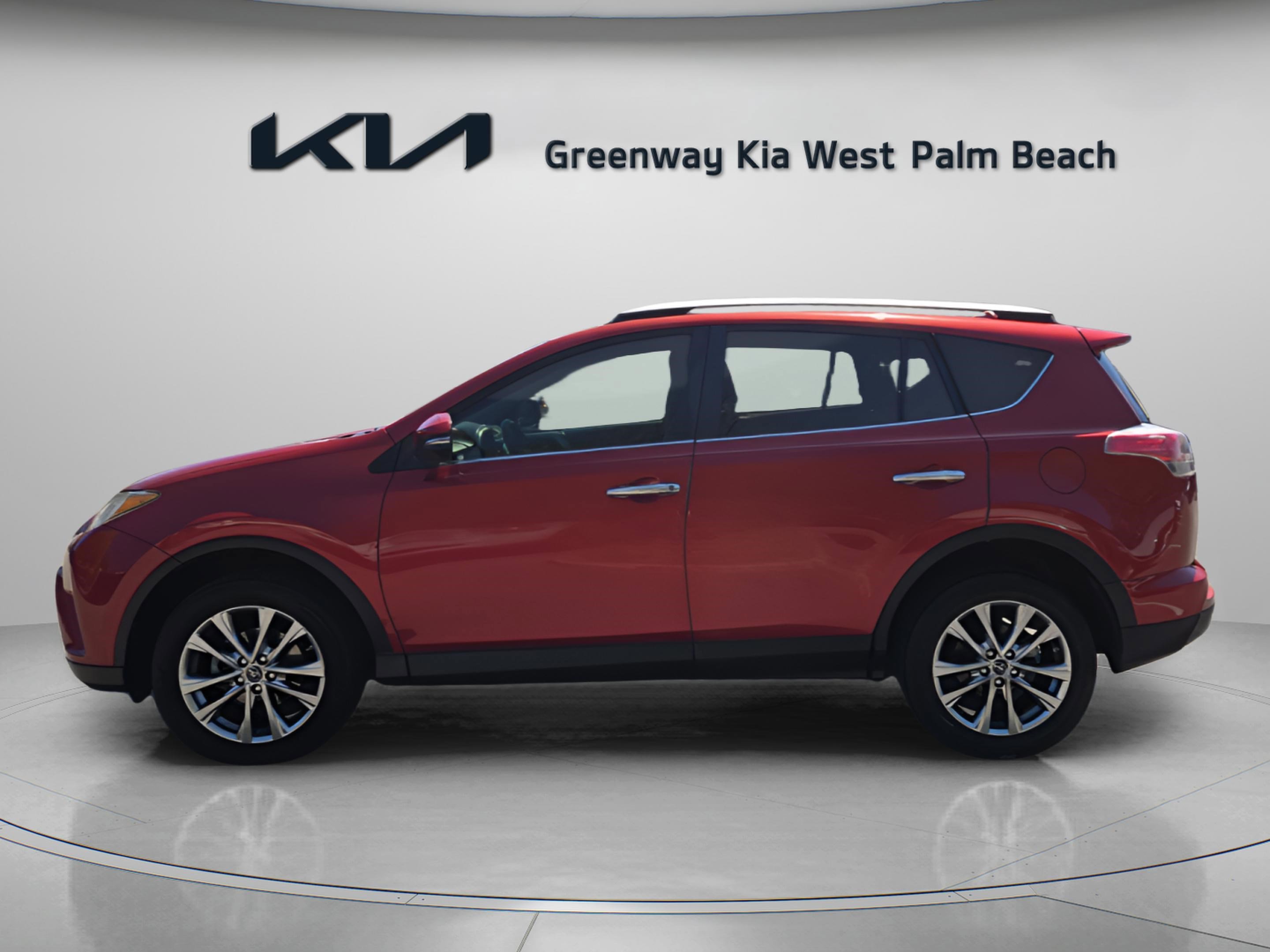 Used 2016 Toyota RAV4 Limited image 4