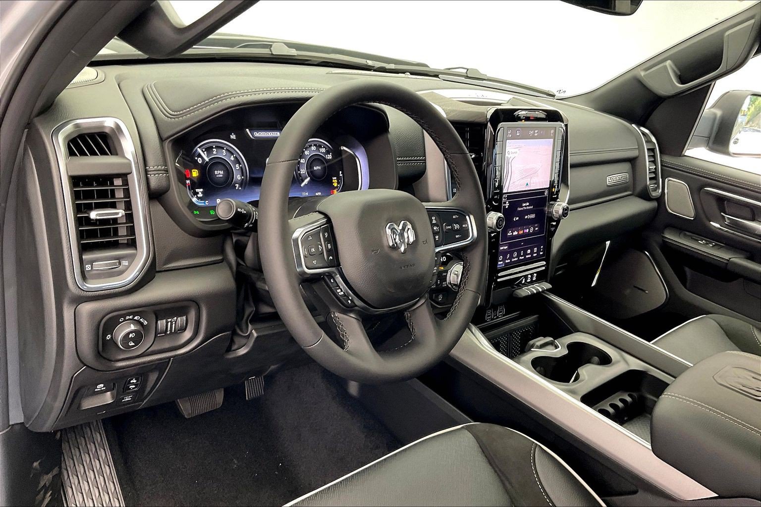 New 2027 RAM 1500 Laramie w/ Night Edition AWD/4WD image 4