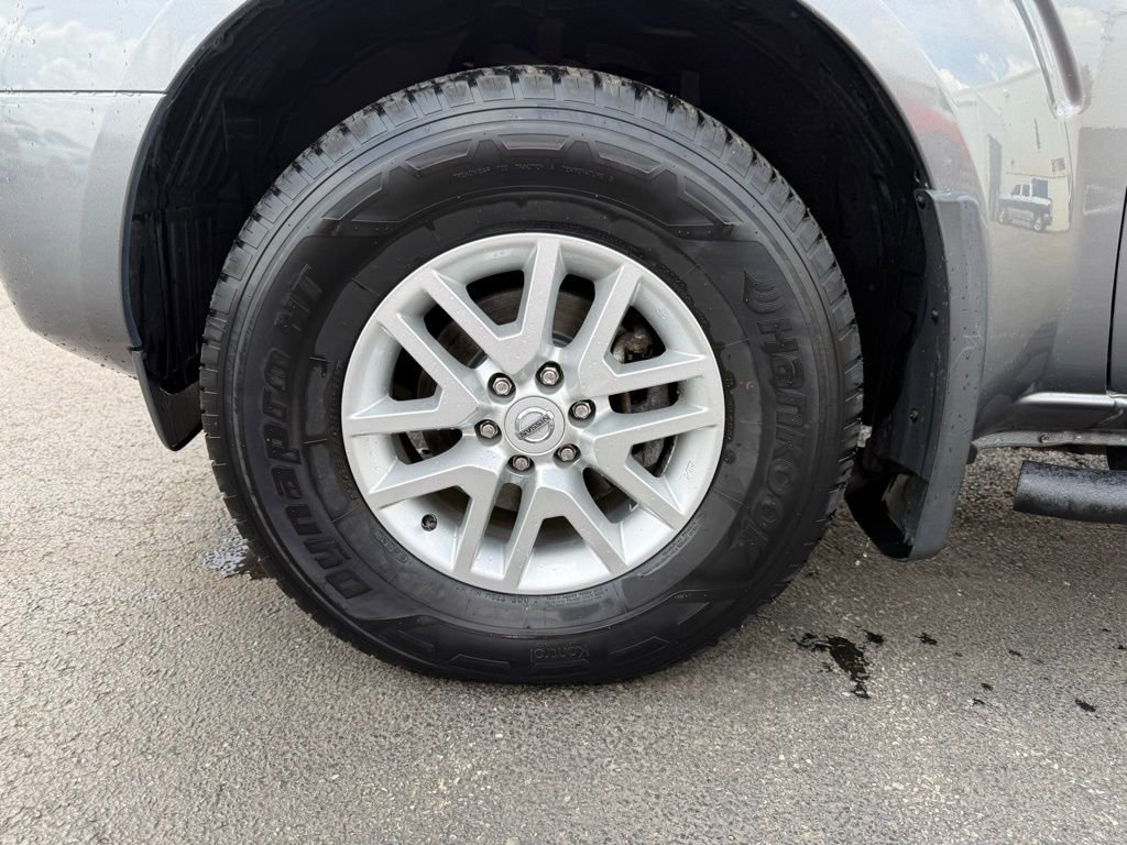 Used 2020 Nissan Frontier SV RWD image 10