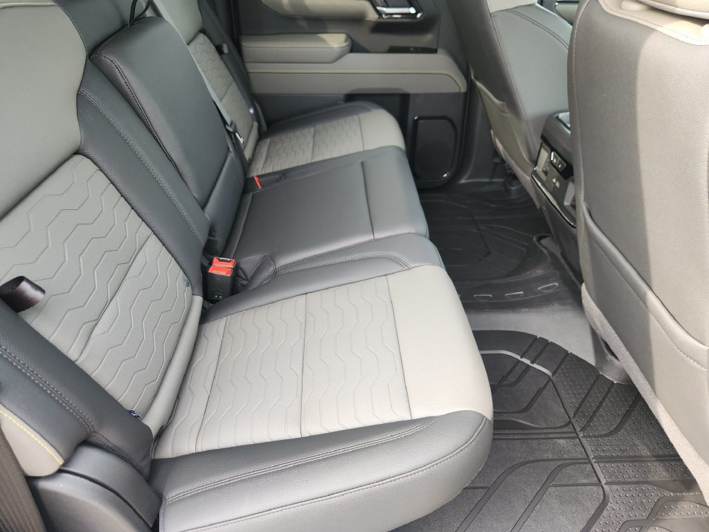 New 2026 Chevrolet Silverado 1500 ZR2 w/ LPO, Dark Essentials Package AWD/4WD image 35