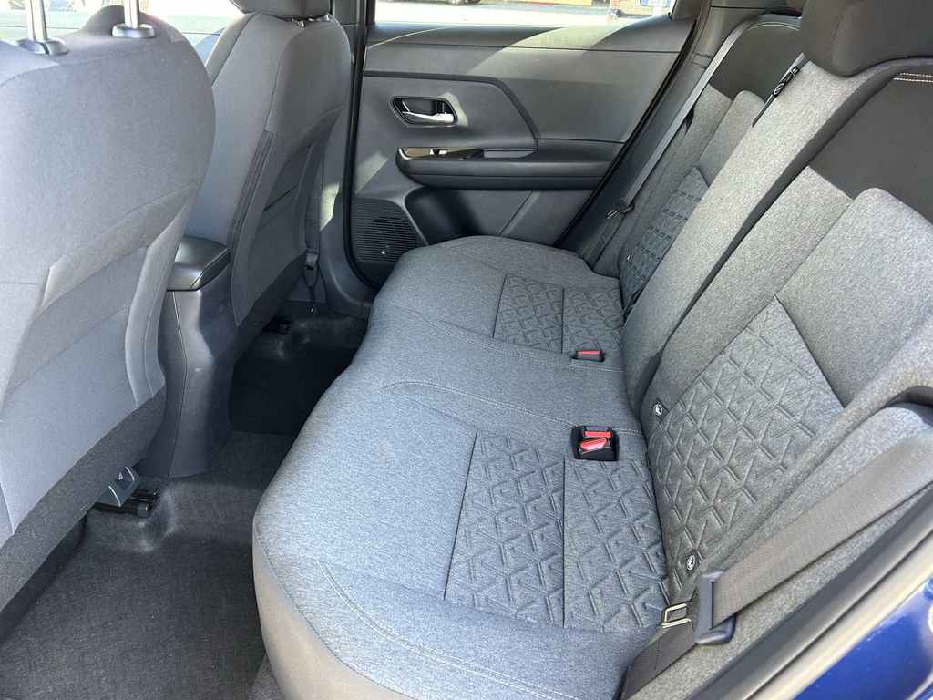 Used 2026 Nissan Kicks SV image 13