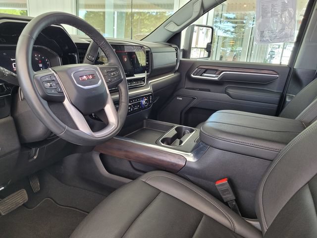 Used 2025 GMC Sierra 2500 SLT w/ SLT Convenience Package AWD/4WD image 10