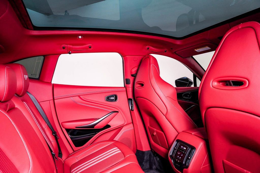 New 2026 Aston Martin DBX 707 image 19