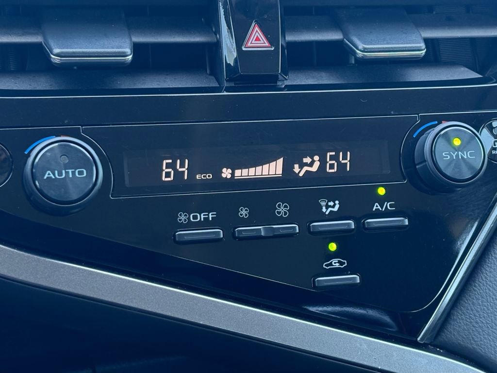 Used 2023 Toyota Camry LE FWD image 23