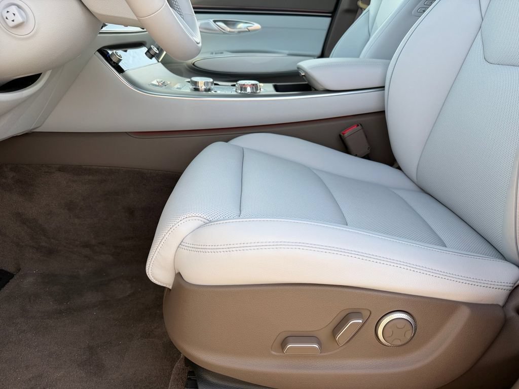 New 2026 Genesis GV70 2.5T Advanced AWD/4WD image 11
