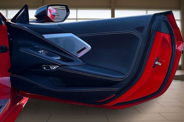 Used 2022 Chevrolet Corvette Stingray Premium Cpe w/ Z51 Performance Package image 23