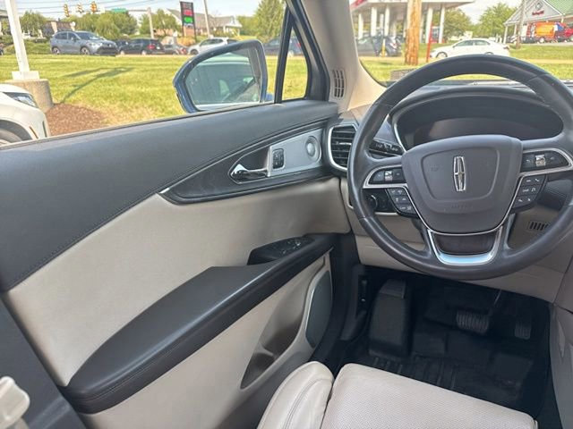 Used 2020 Lincoln Nautilus Reserve w/ Equipment Group 202A AWD/4WD image 19