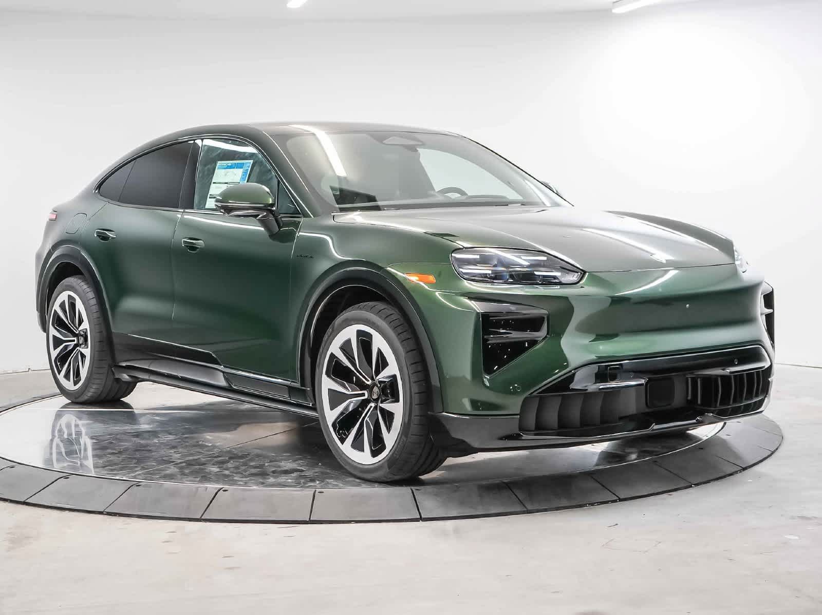 New 2026 Porsche Cayenne Turbo AWD/4WD image 7