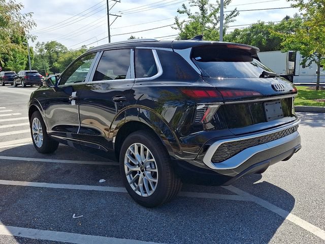 New 2026 Audi Q3 quattro 2.0T AWD/4WD image 3