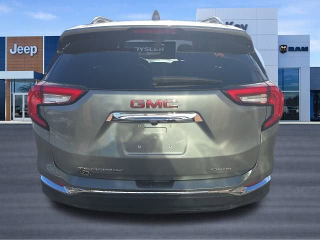 Used 2023 GMC Terrain SLT image 4