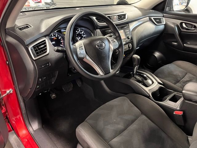 Used 2016 Nissan Rogue S image 19