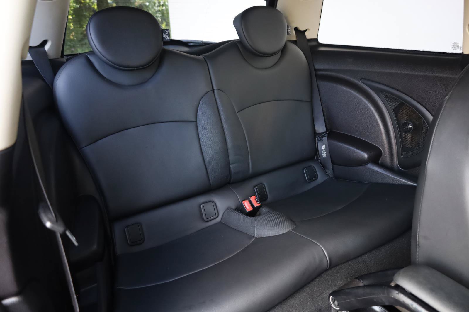 Used 2011 MINI Cooper Hardtop FWD image 19