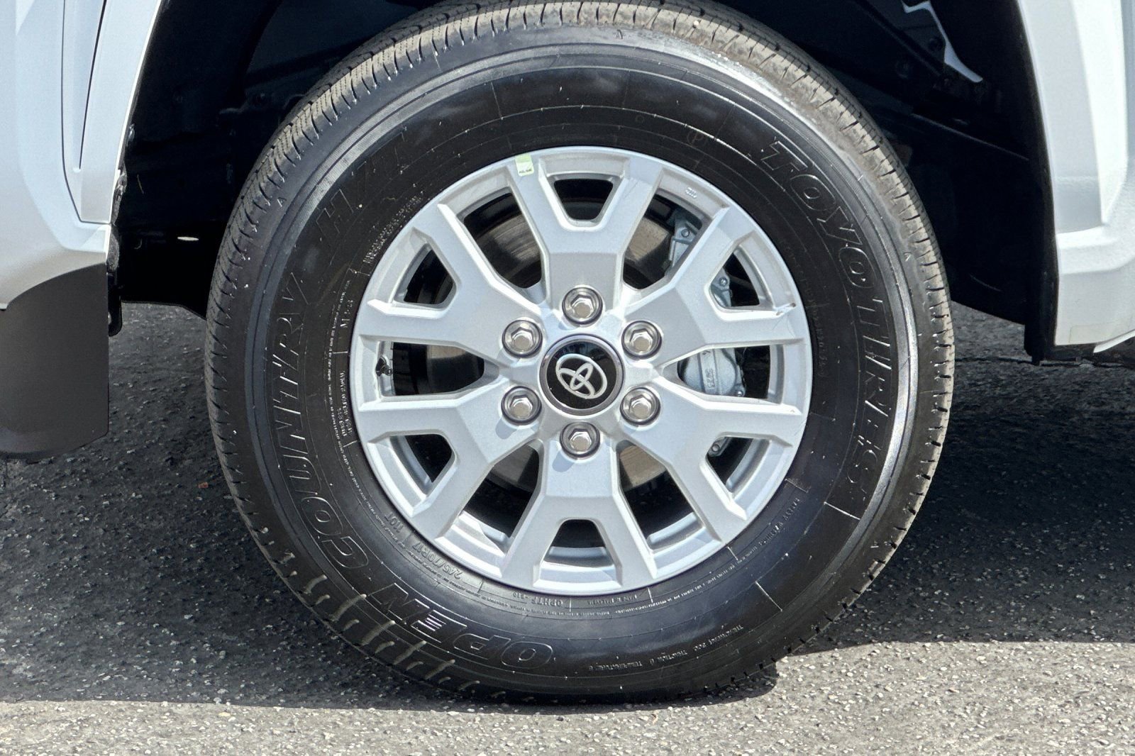 Certified 2025 Toyota Tacoma SR5 image 26