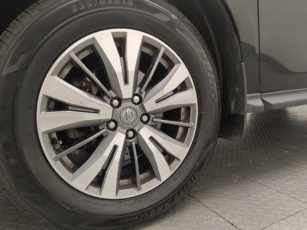 Used 2020 Nissan Pathfinder S image 31