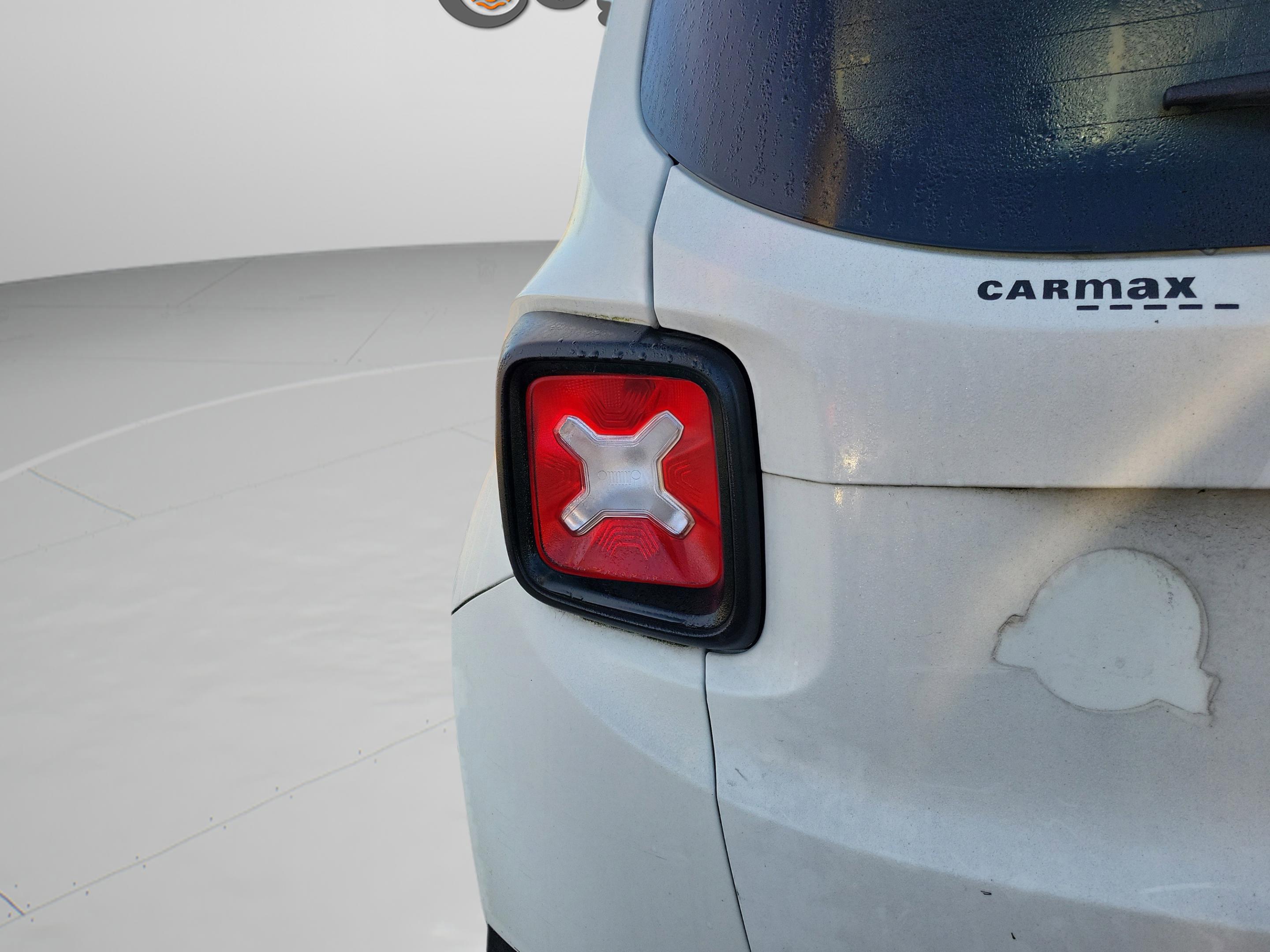 Used 2017 Jeep Renegade Altitude image 18