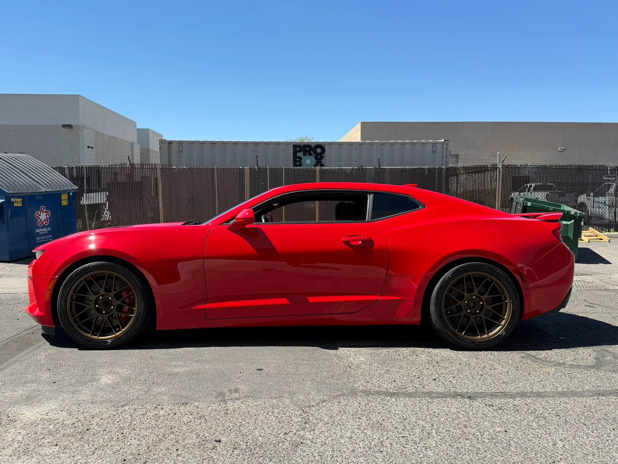 Used 2016 Chevrolet Camaro SS RWD image 6