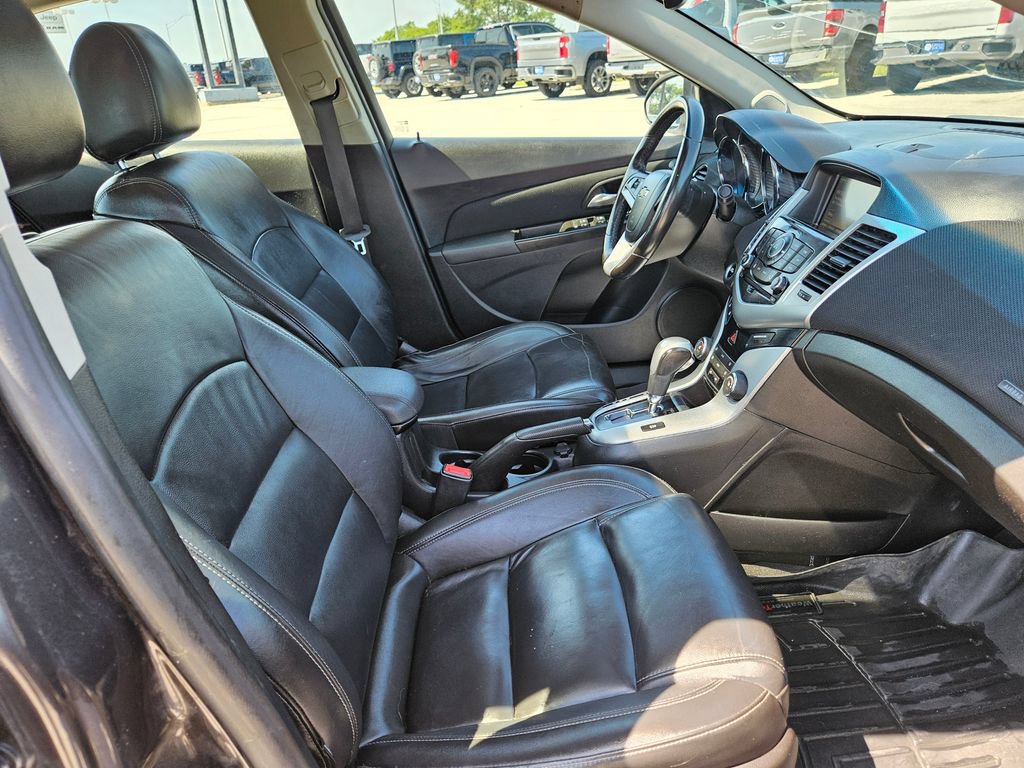 Used 2014 Chevrolet Cruze LTZ w/ RS Package FWD image 31