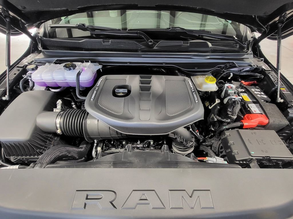 New 2026 RAM 1500 Limited w/ Body Color Bumper Group AWD/4WD image 9