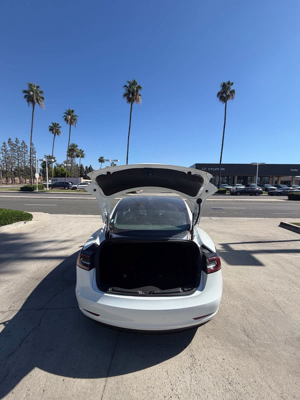 Used 2023 Tesla Model 3 Standard Range RWD image 10
